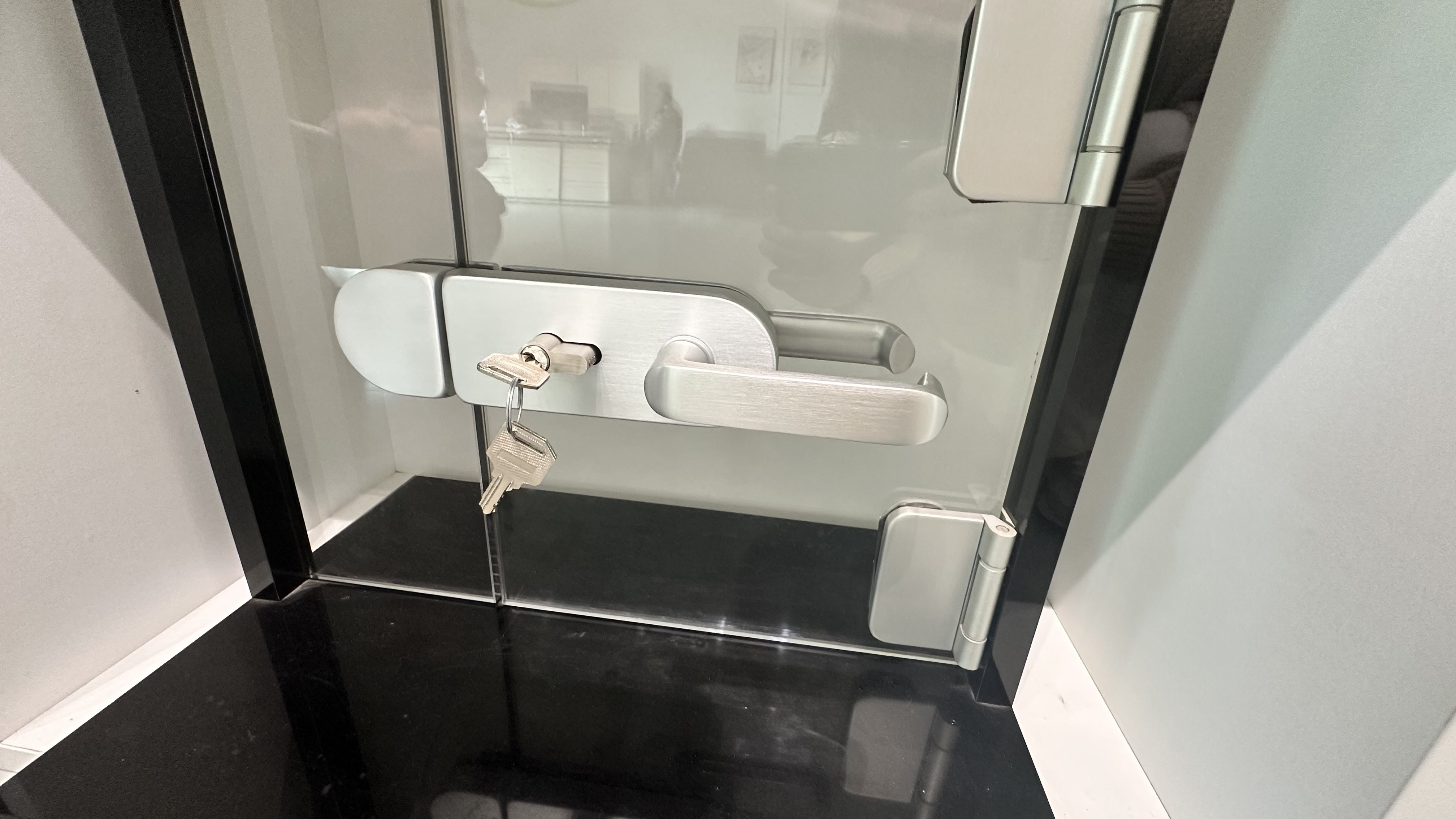 glass hardware glass hardware